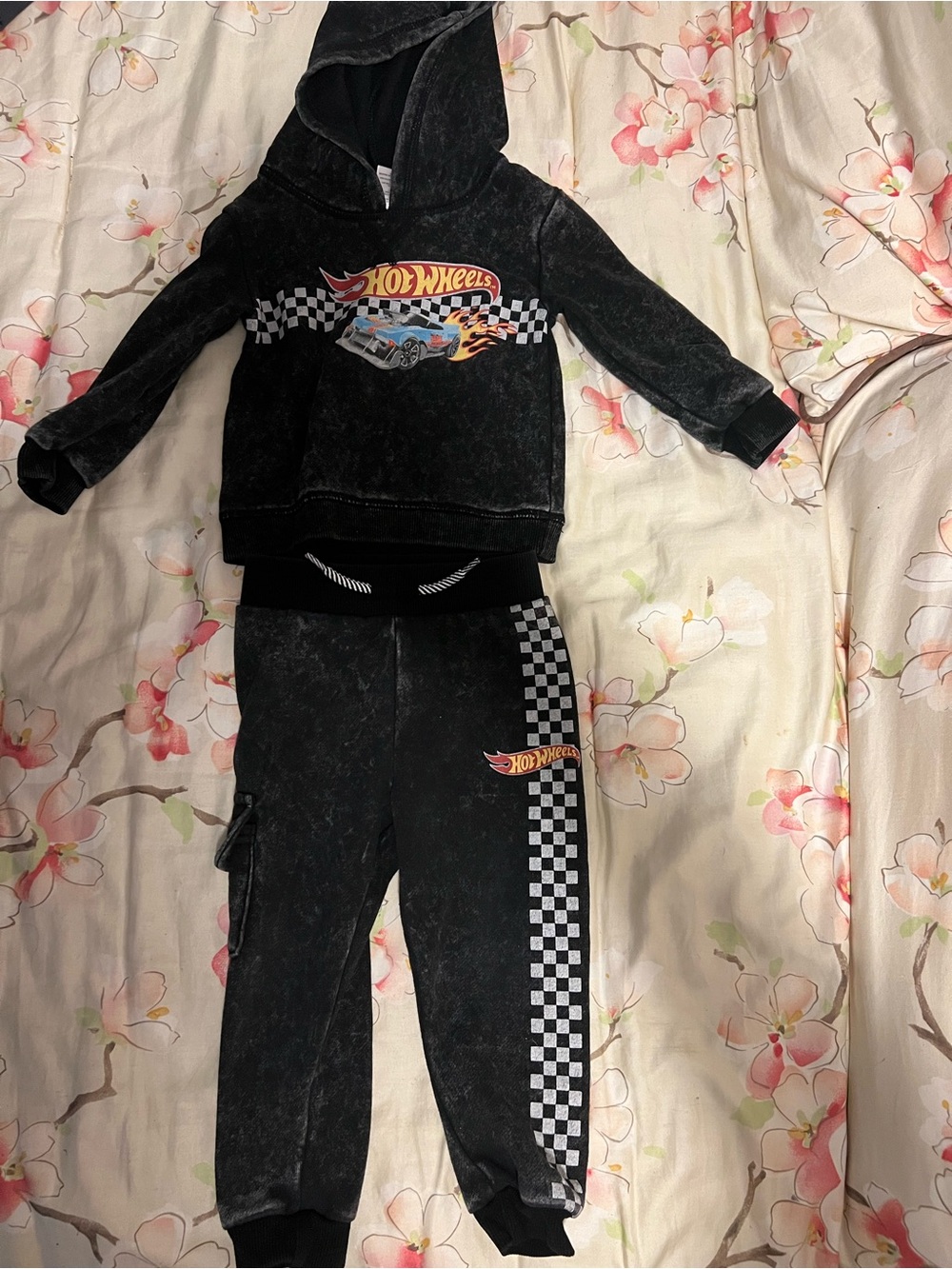 Hot Wheels Toddler Black Jogger Pants Hoodie Outfit Racing 18 months Checkered
